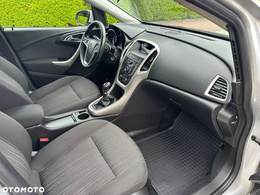 Opel Astra 1.4 T Sport - 9