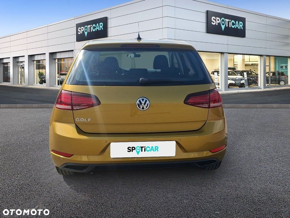 Volkswagen Golf 1.0 TSI BMT Trendline - 5