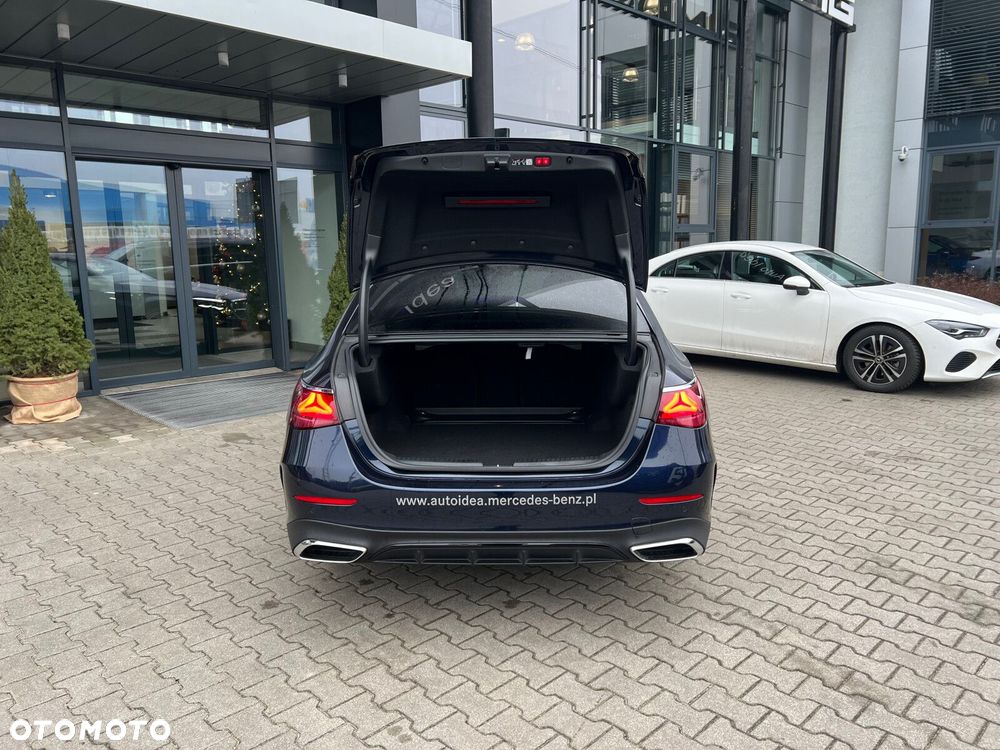 Mercedes-Benz Klasa E - 21