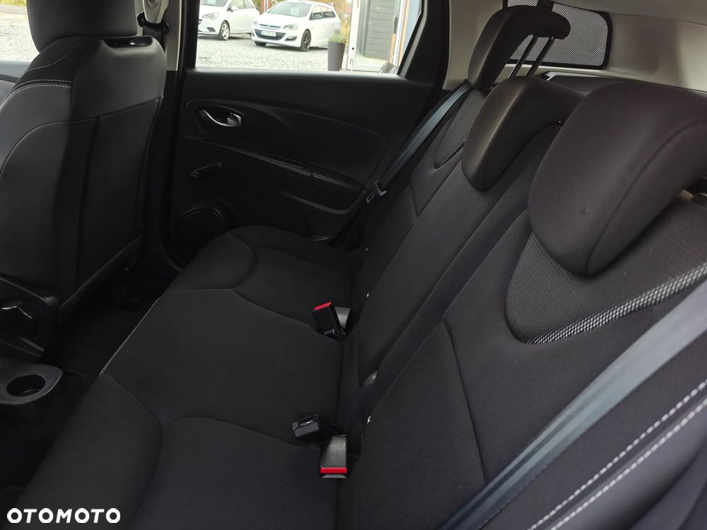 Renault Clio 1.2 16V 75 Life - 12