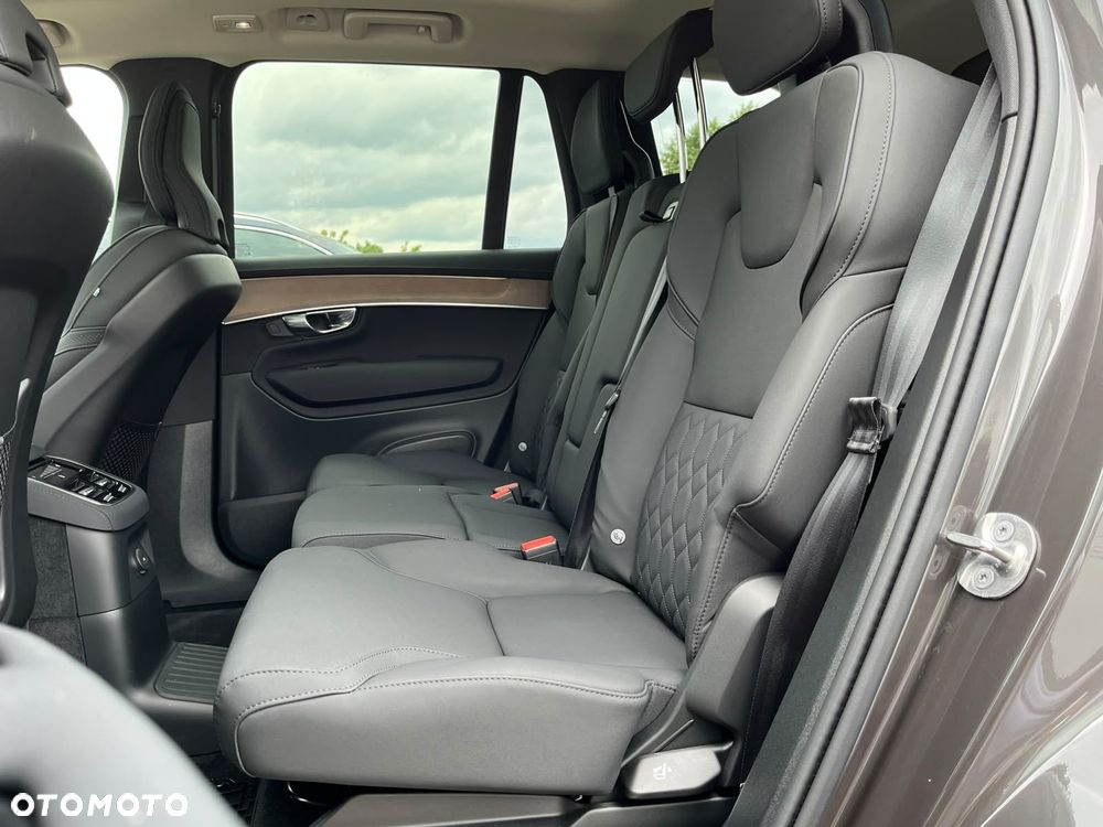 Volvo XC 90 - 13