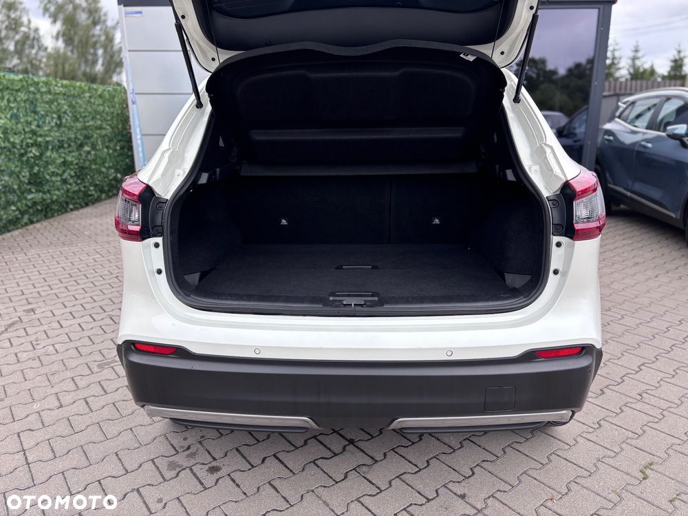 Nissan Qashqai 1.3 DIG-T N-Connecta - 31