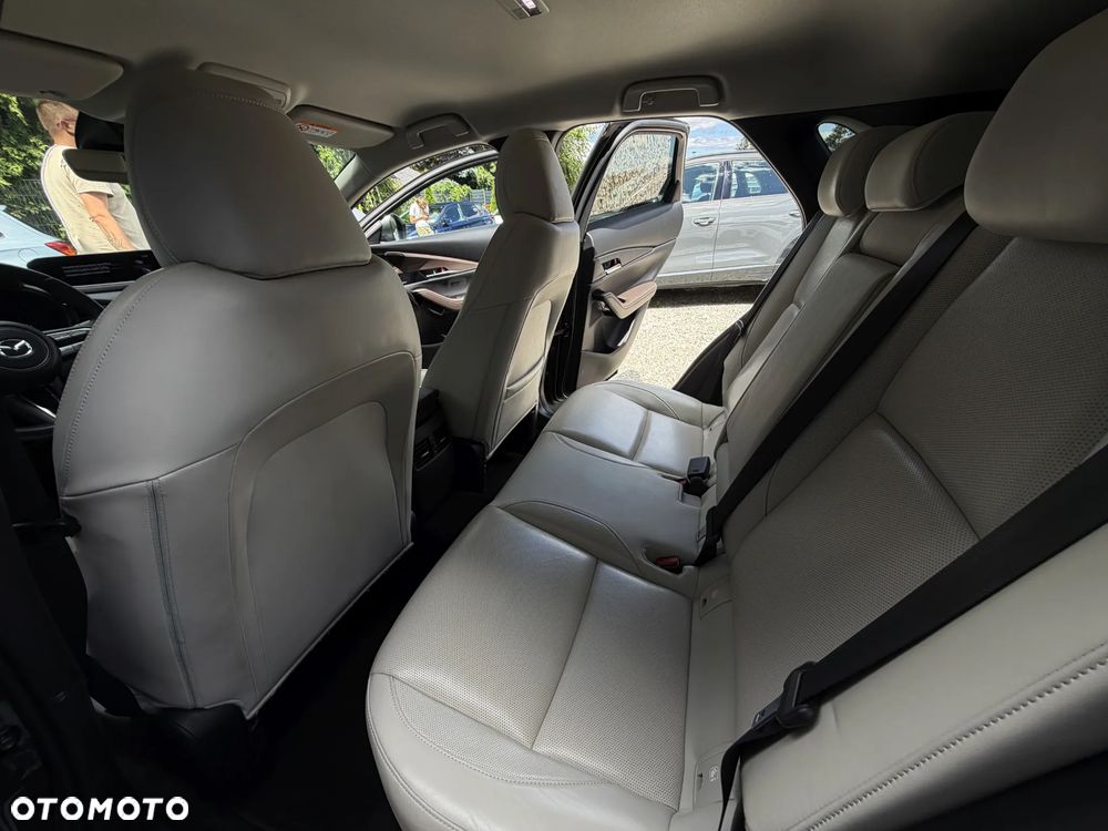 Mazda CX-30 SKYACTIV-X 2.0 M-Hybrid - 19