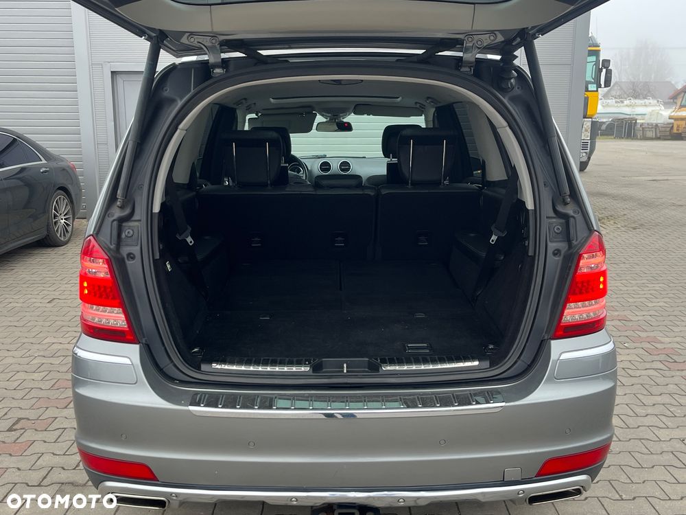 Mercedes-Benz GL 500 4Matic (BlueEFFICIENCY) 7G-TRONIC - 14