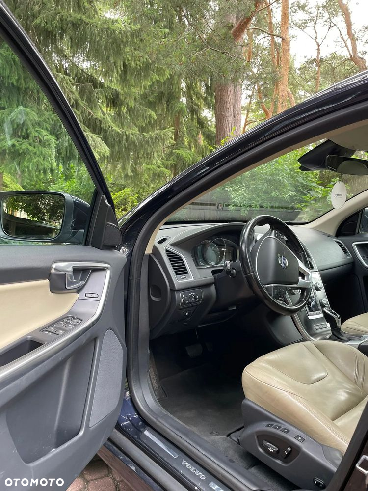 Volvo XC 60 D4 Geartronic Summum - 16