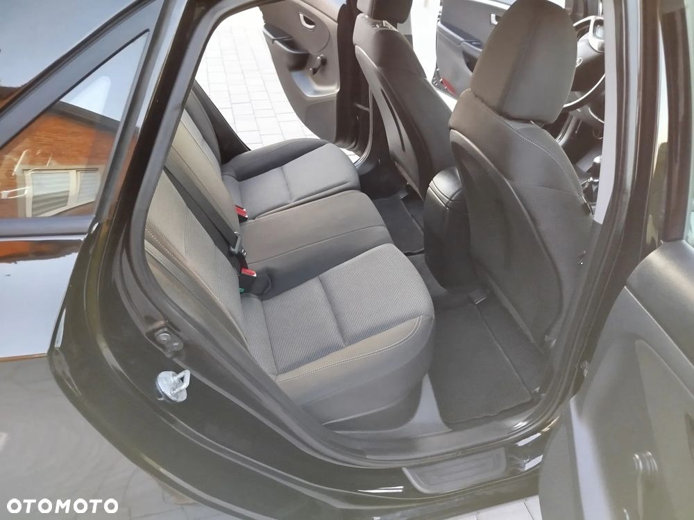 Hyundai i30 - 17