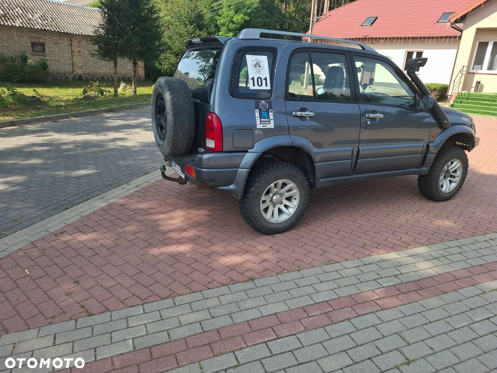 Suzuki Grand Vitara 2004 photo 4