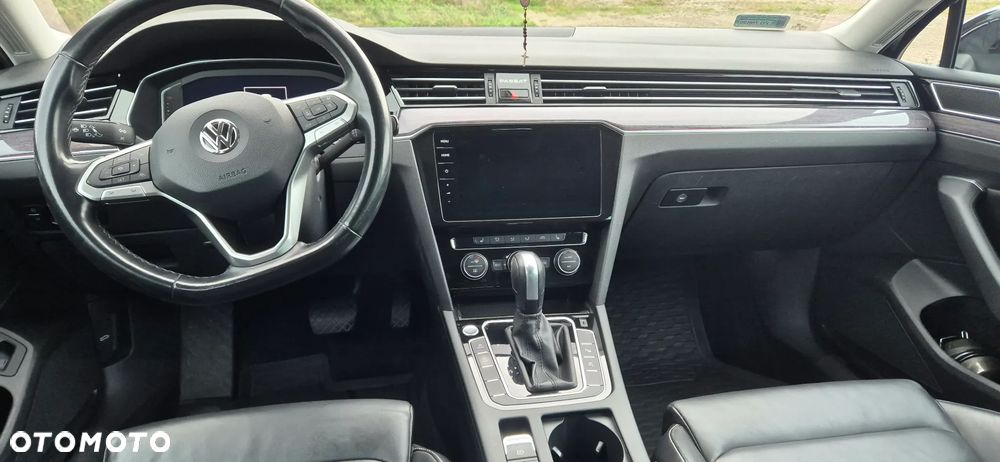 Volkswagen Passat 2.0 TSI Elegance DSG - 5