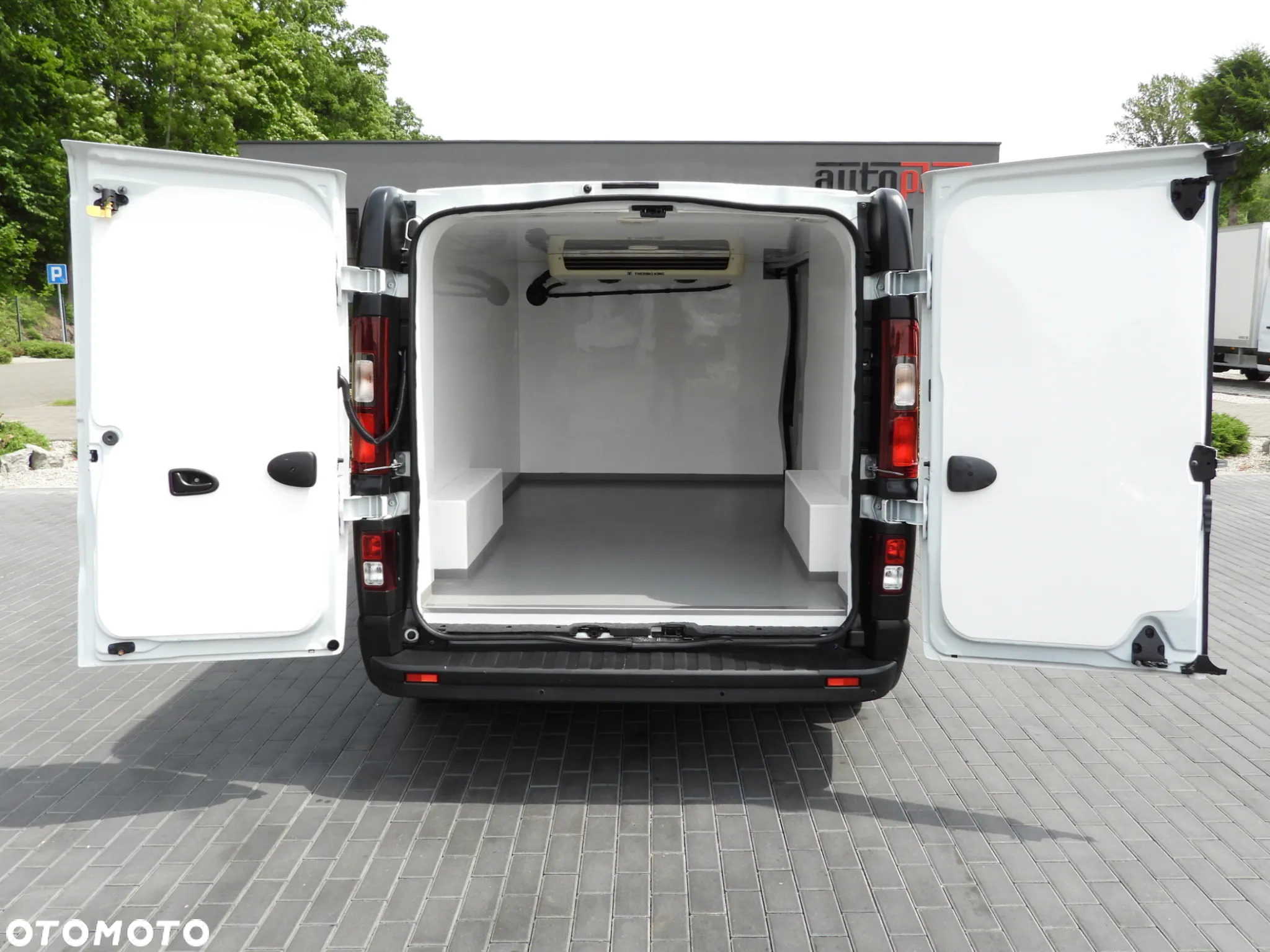 Renault TRAFIC  FURGON CHŁODNIA 0*C TEMPOMAT LEDY KLIMATYZACJA 120KM [ 895067 ] - 13