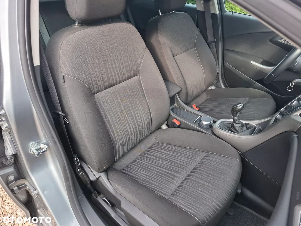 Opel Astra 1.4 Turbo Innovation - 19