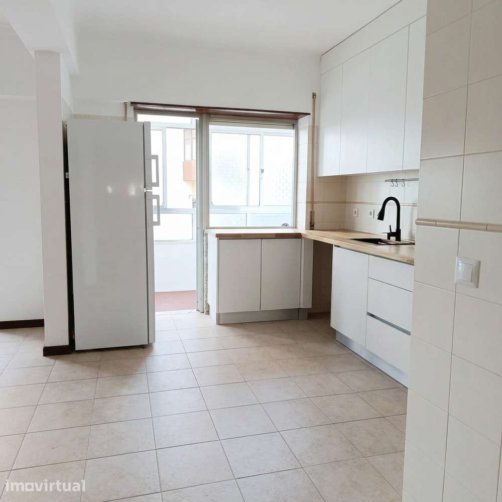 T3 no Entroncamento — 82 m², Ar Condicionado, Varanda | 1.000€/mês - Grande imagem: 4/19