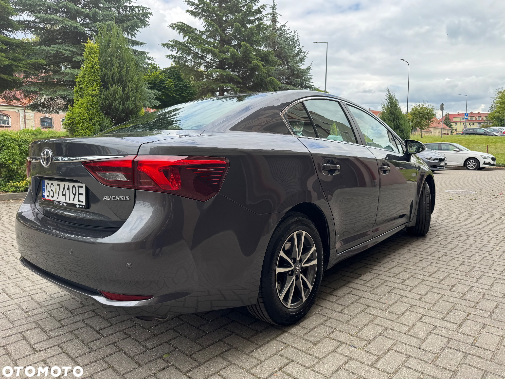 Toyota Avensis 2.0 Premium MS - 3