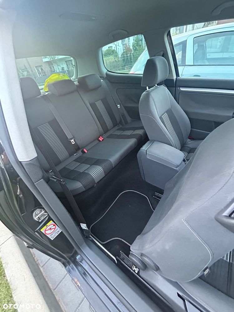 Volkswagen Golf - 20