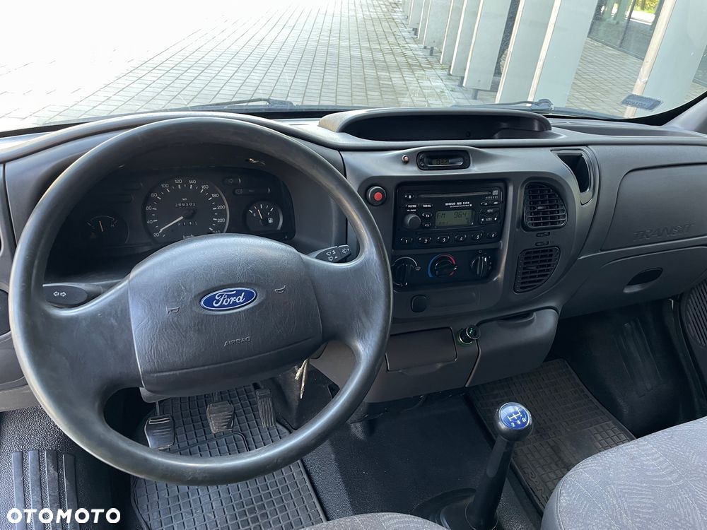 Ford Transit - 7