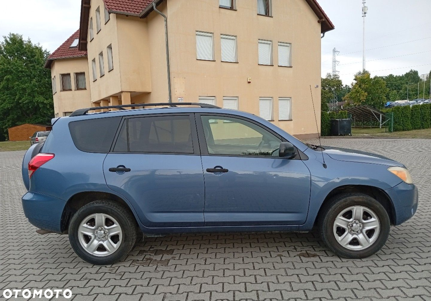 Toyota RAV4 - 7