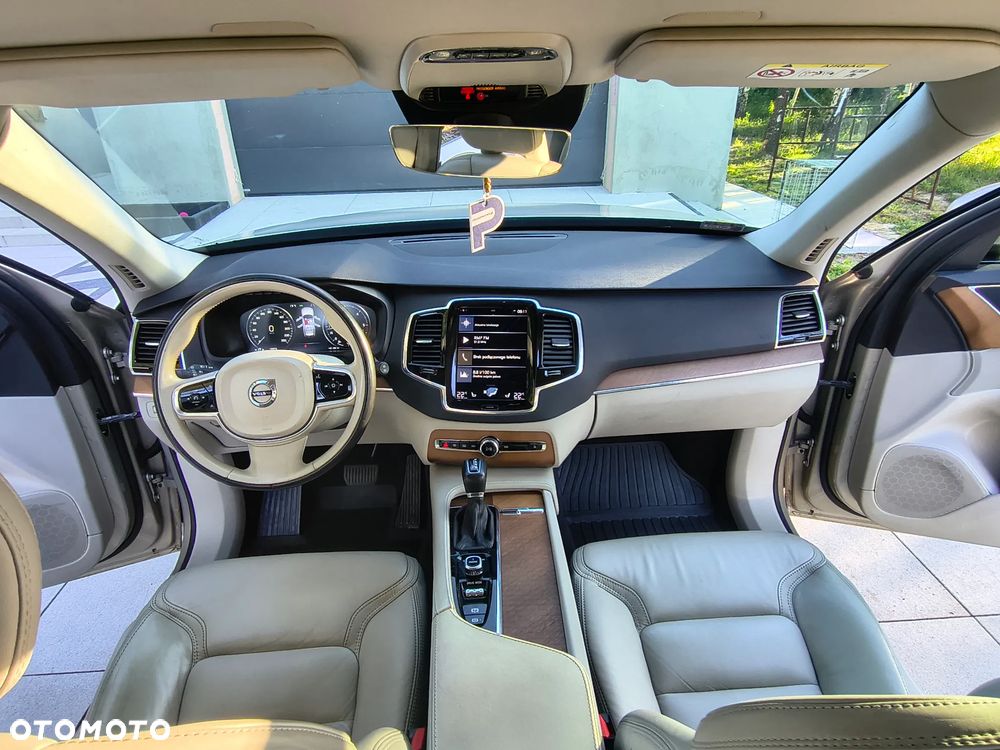 Volvo XC 90 D5 AWD Inscription - 12