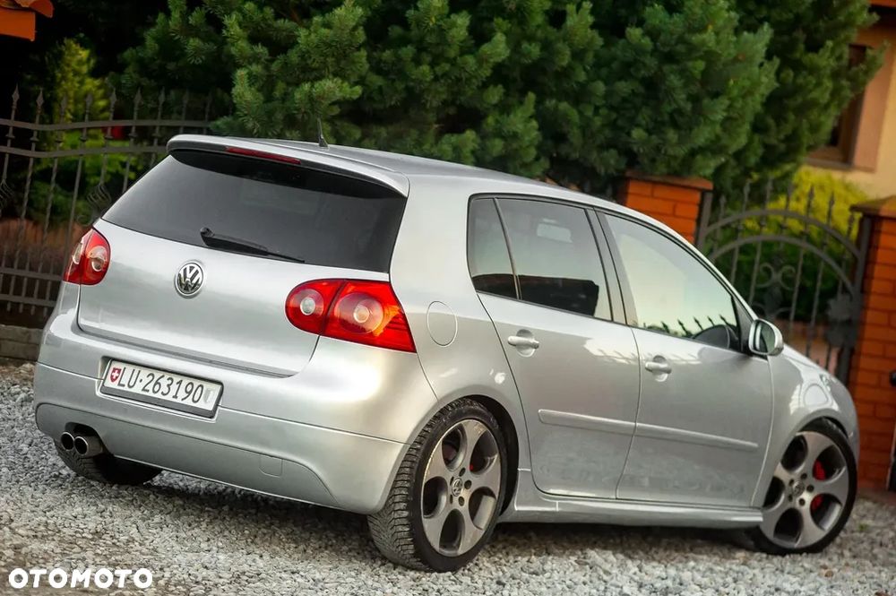 Volkswagen Golf 2.0 GTI - 13