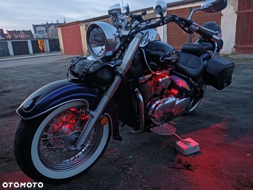 Suzuki VL 800 Volusia - Boulevard C50 - 18