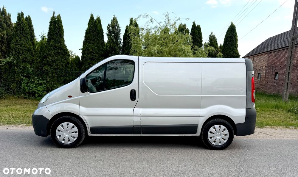Opel Vivaro Lift 2.0 CDTI 114 KM Klima G.fotel piękny l - 3