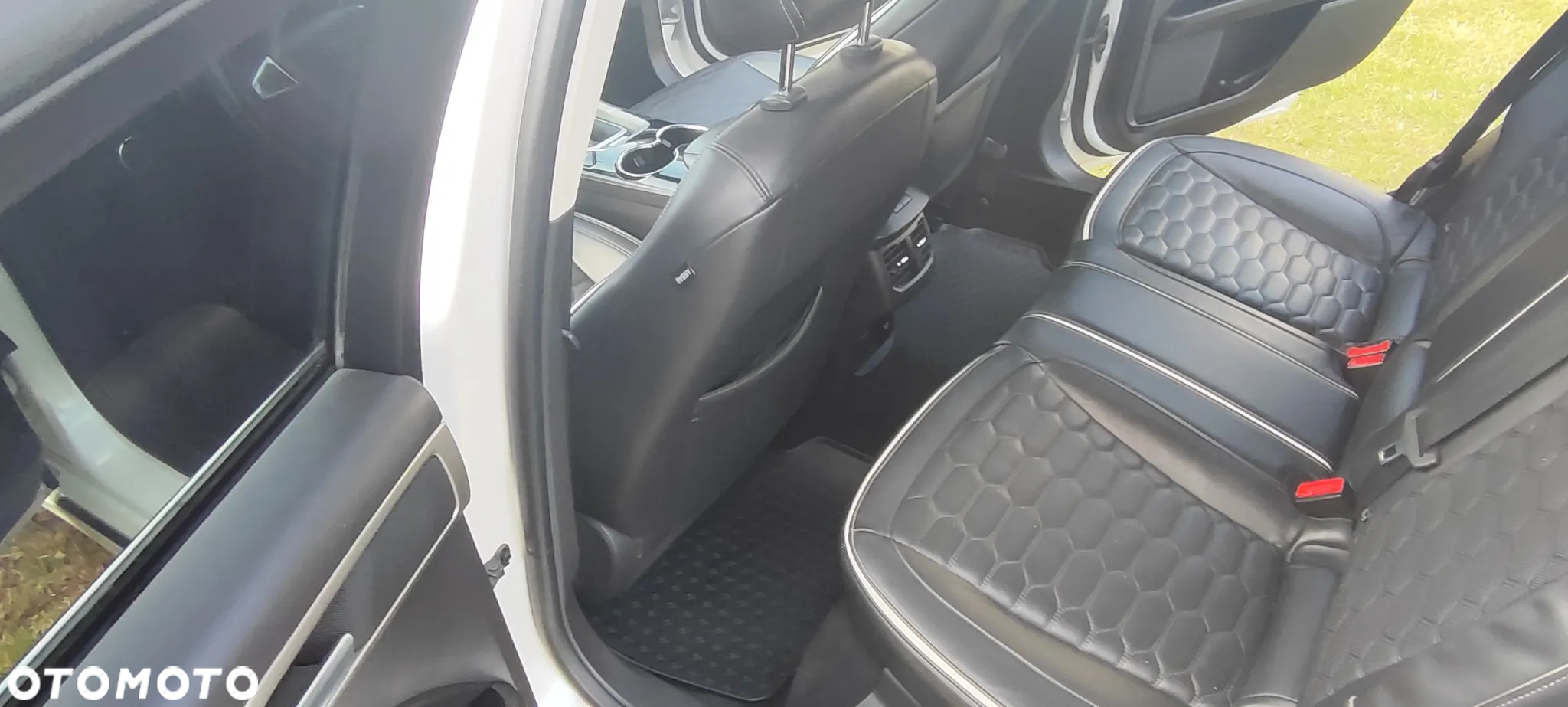 Ford Mondeo Vignale 2.0 TDCi - 31