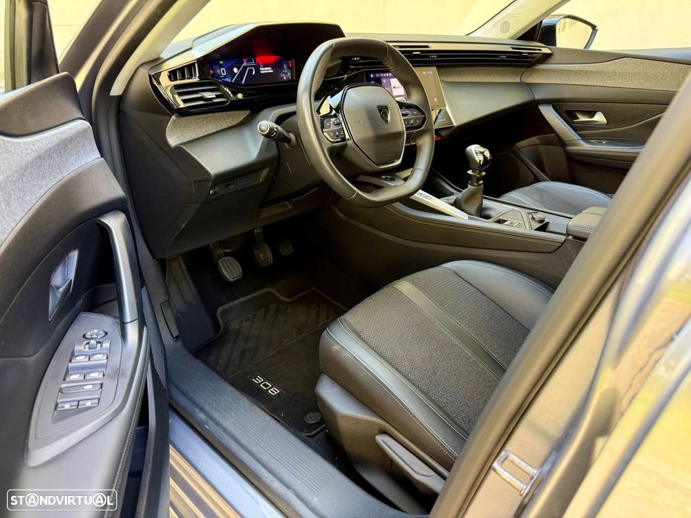 Peugeot 308 SW PureTech 130 Stop & Start Allure - 2