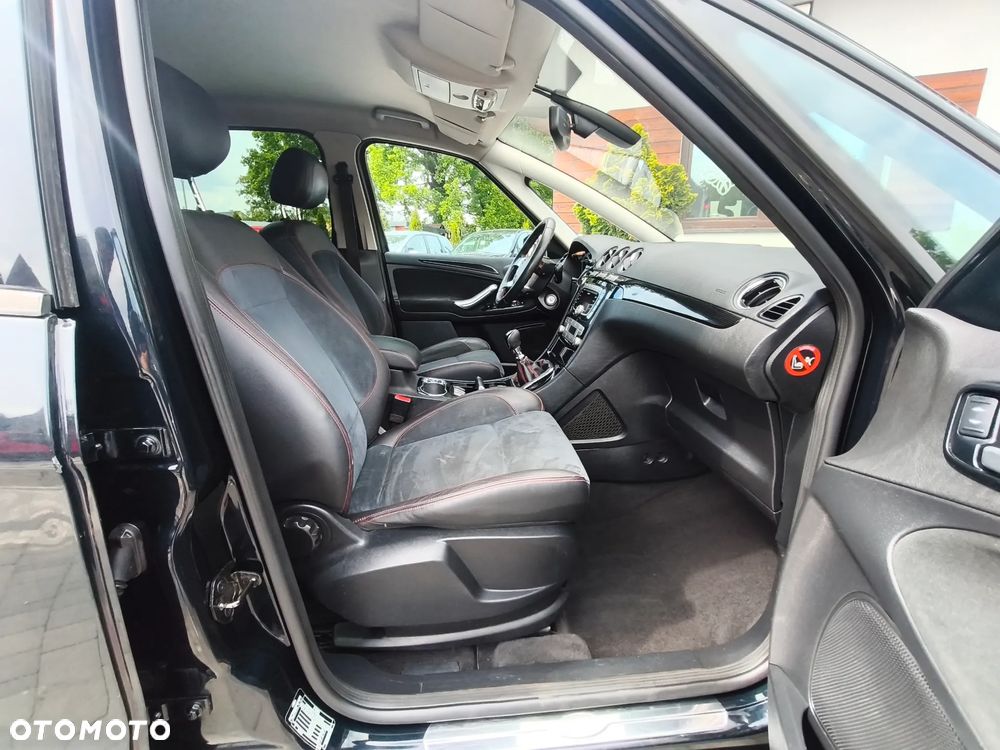 Ford S-Max 2.2 TDCi Titanium - 30