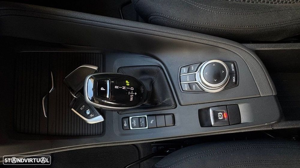 BMW X1 16 d sDrive Advantage Auto - 13