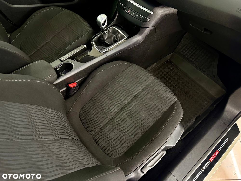 Peugeot 308 BlueHDi FAP 120 Stop&Start Style - 18