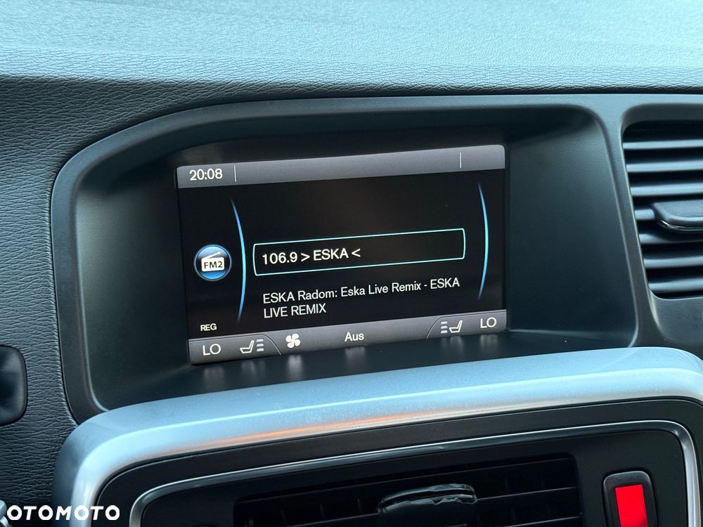 Volvo V60 T6 AWD Geartronic Momentum - 22