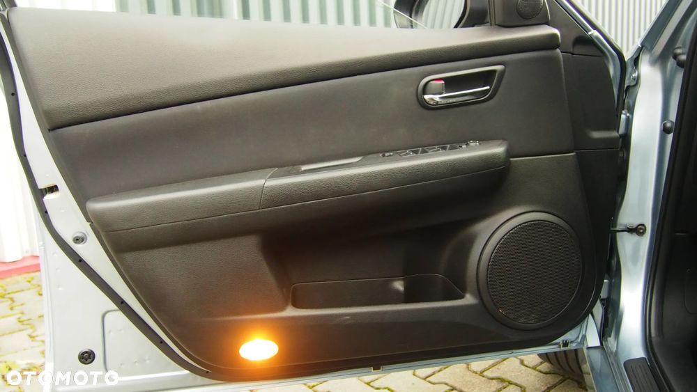 Mazda 6 2.0 Exclusive + - 25