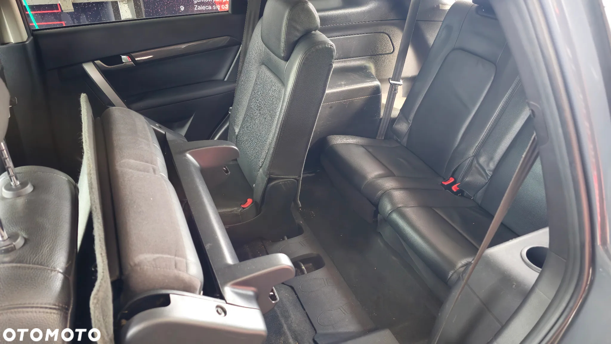 Chevrolet Captiva - 11