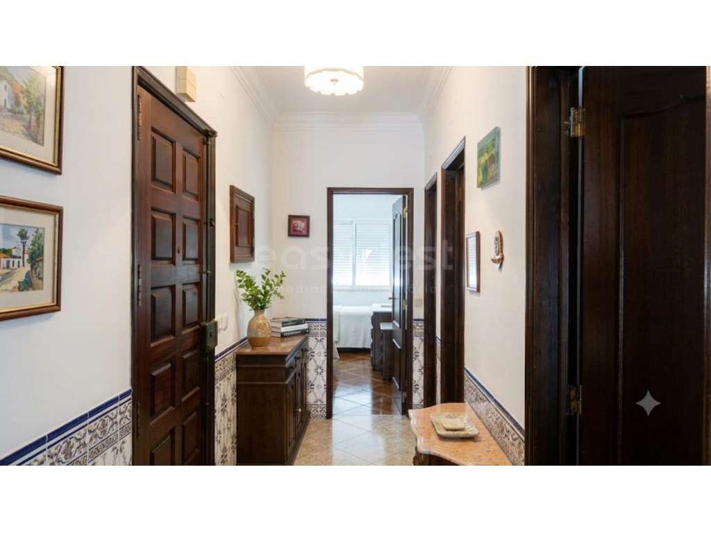Apartamento T2 em Queluz com Marquise - Av. dos Bons Amigos / R. El... - Grande imagem: 5/16