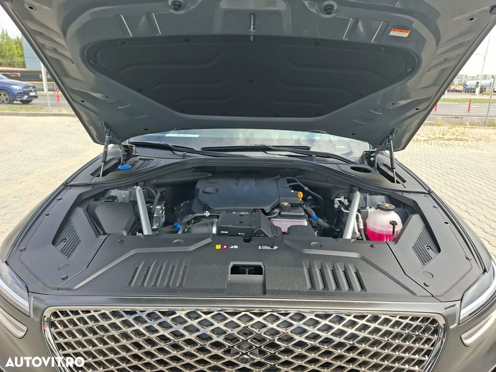 Genesis GV70 2.5T AWD AT8 Luxury Line - 18
