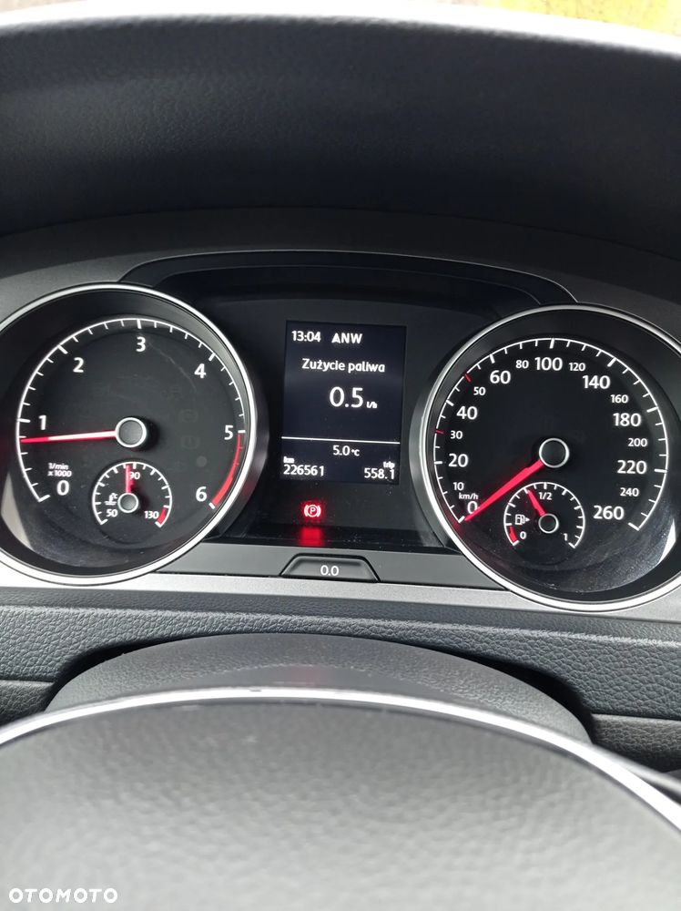 Volkswagen Golf VII 1.6 TDI BlueMotion Trendline - 31