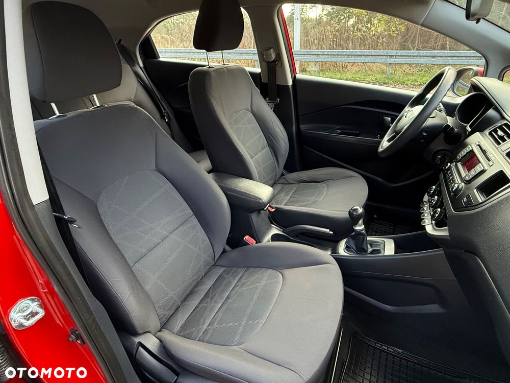 Kia Rio 1.2 Attract - 13