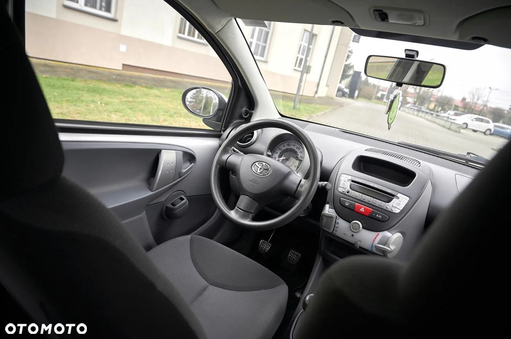 Toyota Aygo City - 34