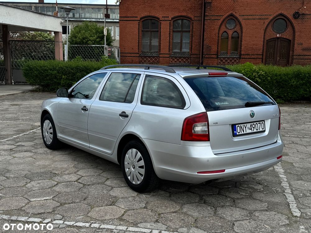 Skoda Octavia 1.6 TDI Ambiente - 5