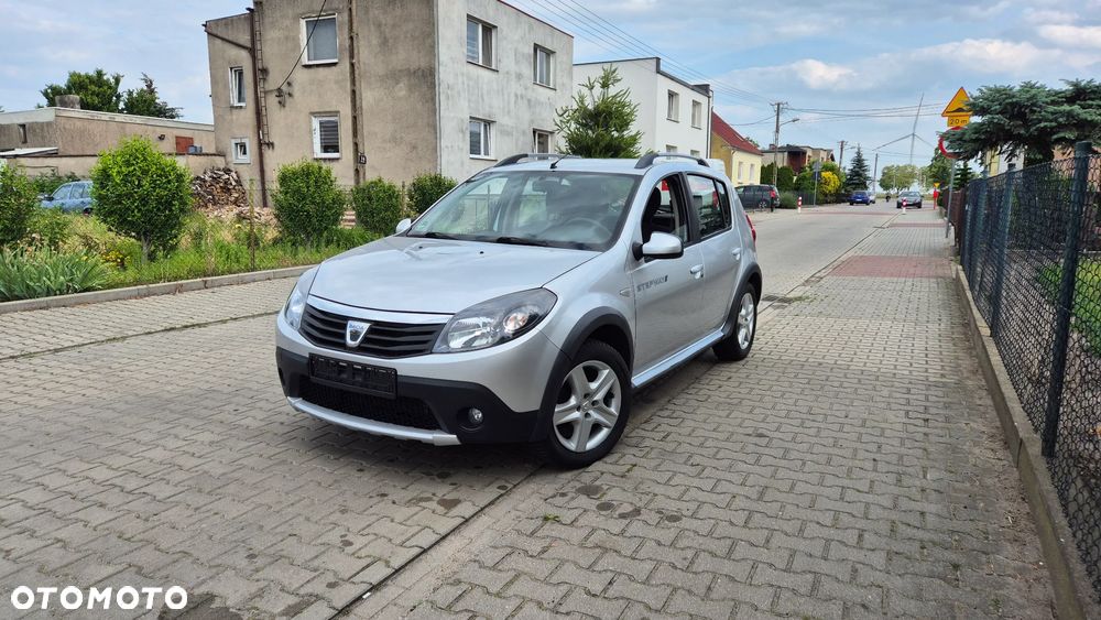 Dacia Sandero Stepway 1.6 - 11
