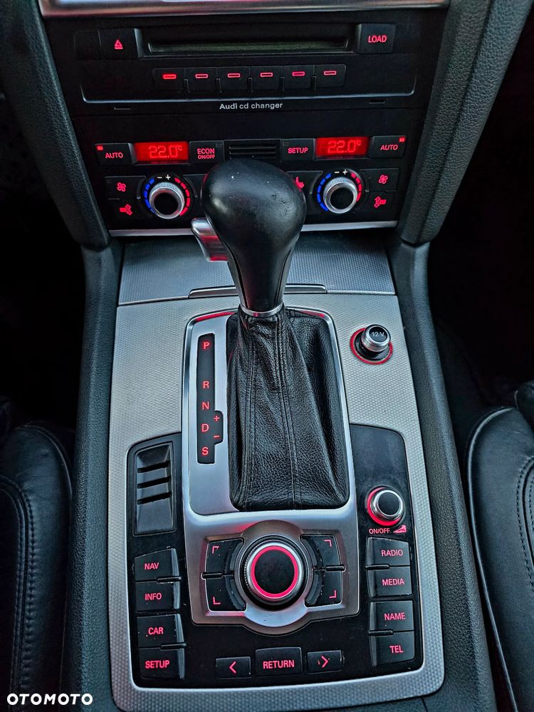 Audi Q7 - 25