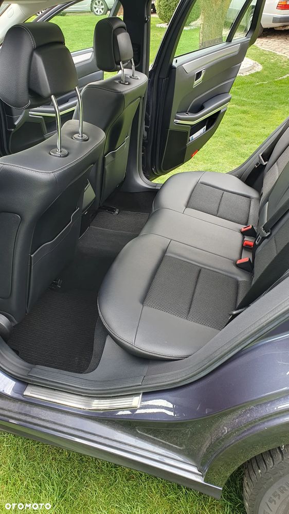Mercedes-Benz Klasa E 220 BlueTEC 9G-TRONIC - 12