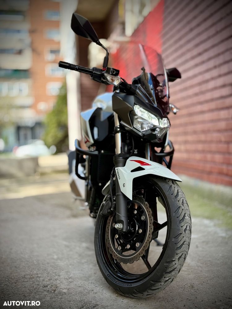 Kawasaki Z 400 - 11