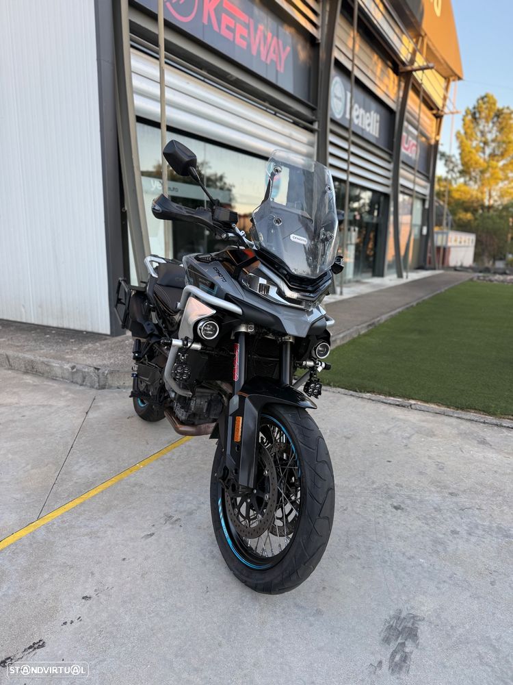 CF Moto 800MT - 4