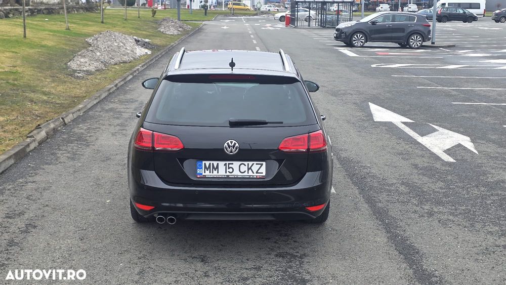 Volkswagen Golf 2.0 TDI Highline - 10