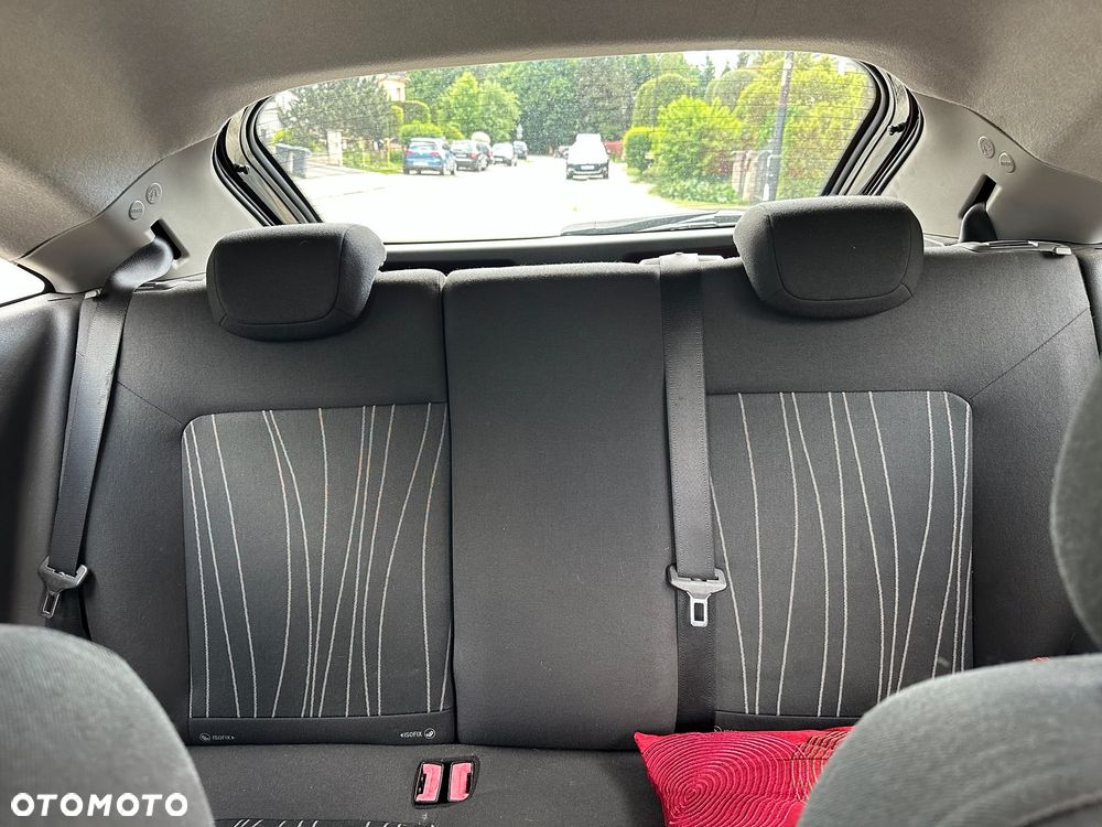Opel Corsa 1.2 16V Enjoy - 6