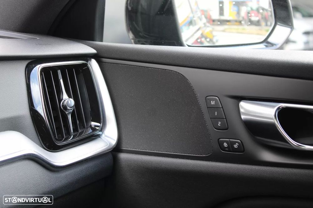 Volvo V60 2.0 D4 R-Design Geartronic - 13