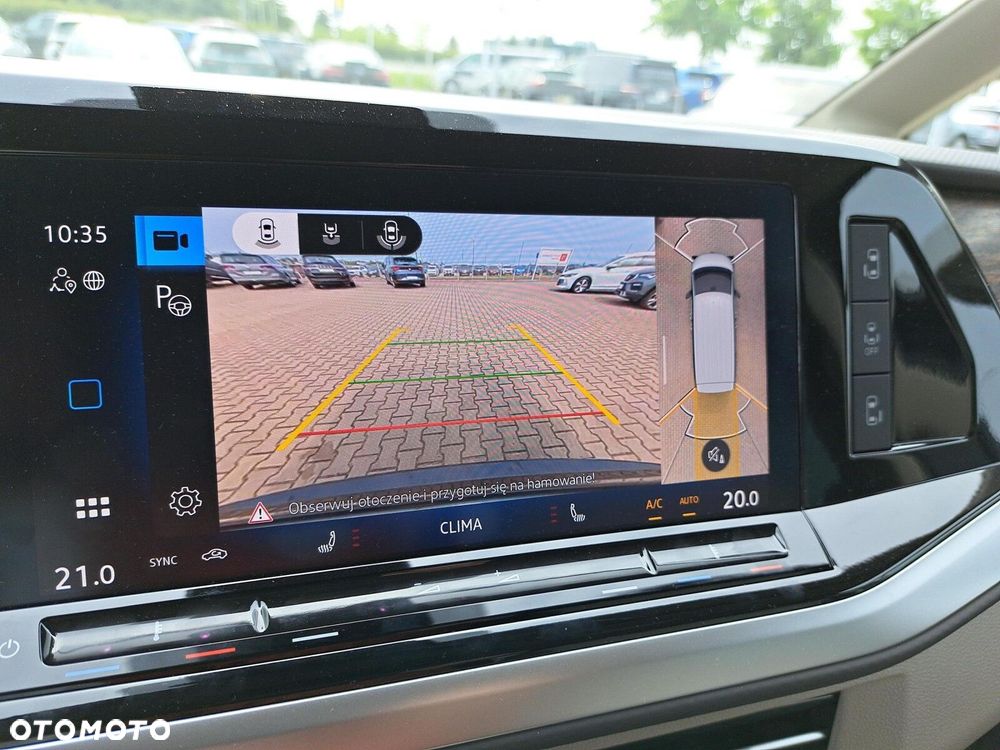 Volkswagen Multivan - 25