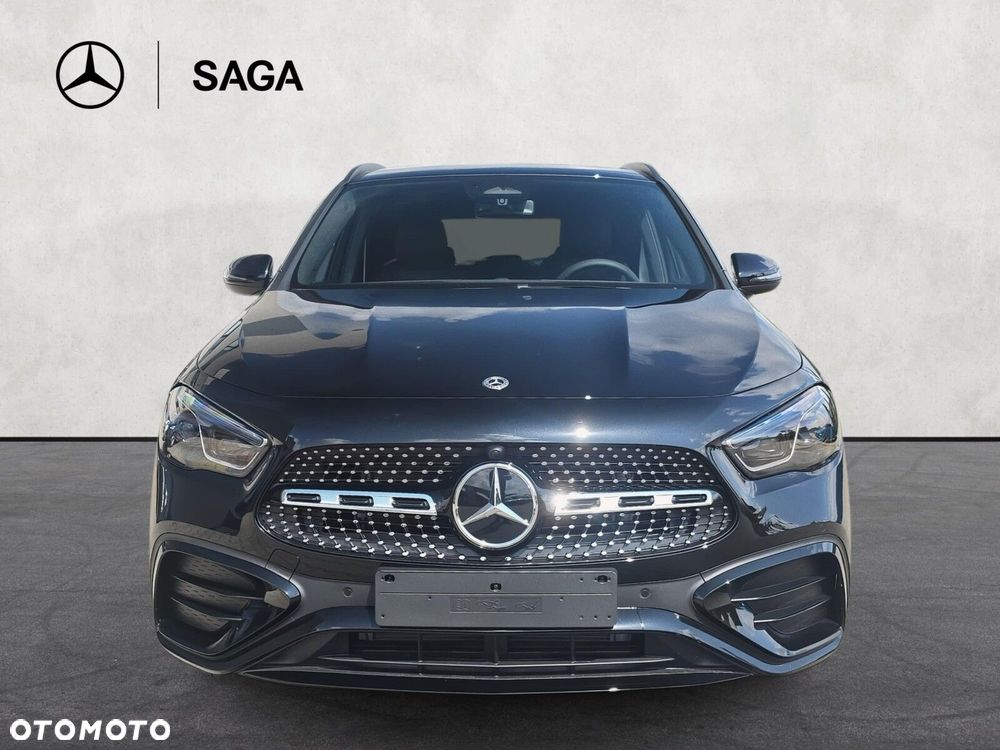Mercedes-Benz GLA - 3