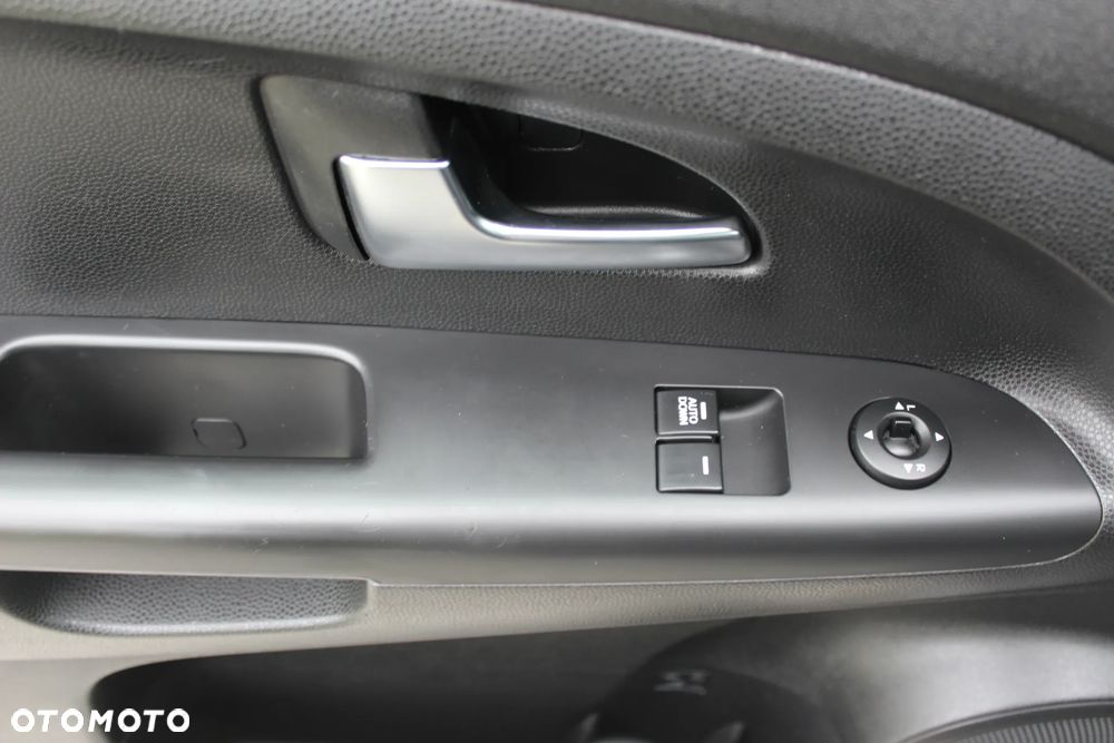 Kia Venga 1.4 CVVT Business Line - 12