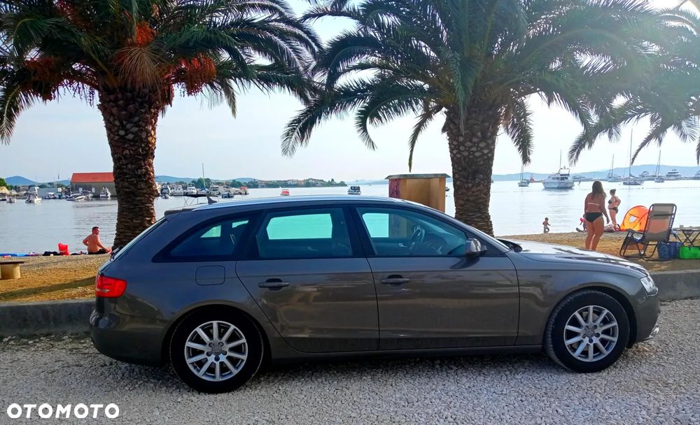 Audi A4 Avant 2.0 TDI ultra - 27