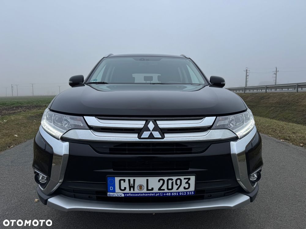 Mitsubishi Outlander 2.0 2WD CVT Diamant Edition+ - 19